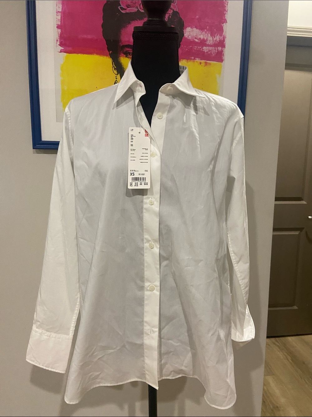 Uniqlo White women’s Dress Shirt - Button Front